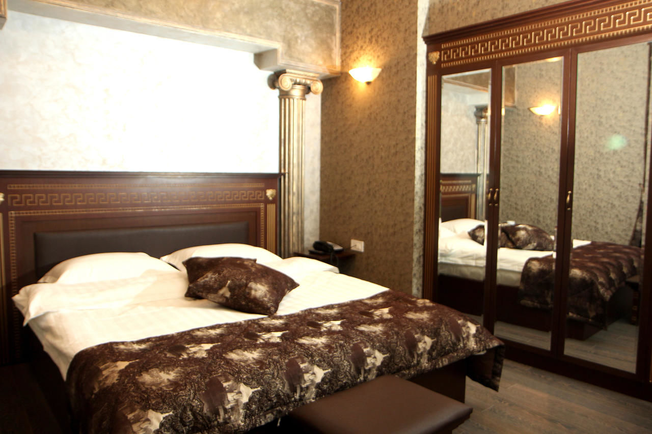 Отель Hotel Roma & Tours Ереван-9